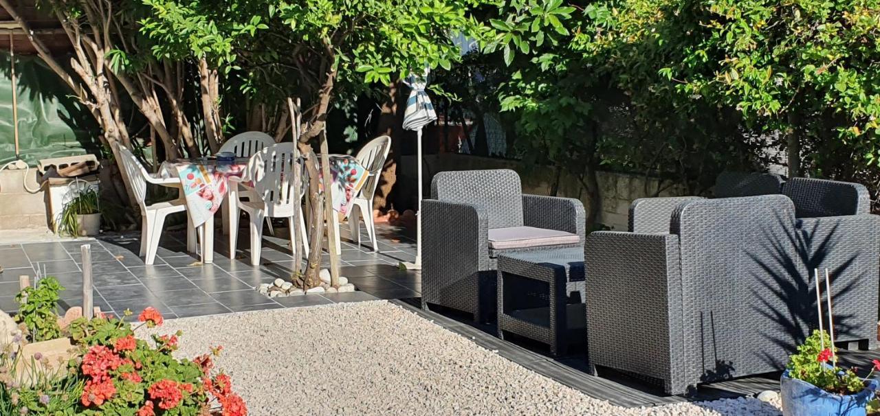 Studio Le Lavandou Exterior photo